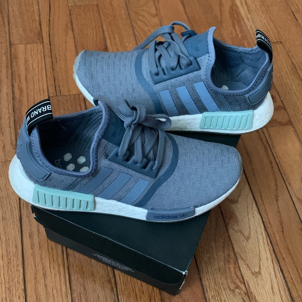 Women’s ADIDAS NMD_R1
